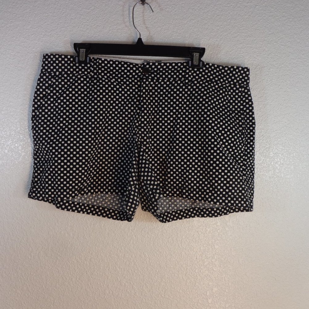 Sz 14 Black White polka dot shorts 100% Cotton